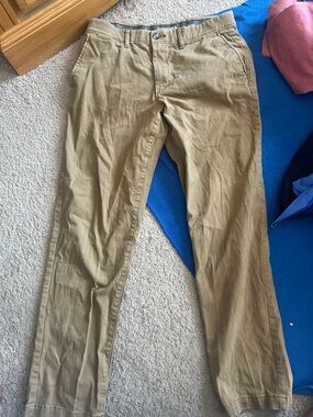 Sonoma Men's Cargo Pants in Mustard